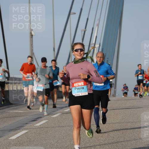 03.10.2026 - Köhlbrandbrückenlauf Strokosch-Dieckow http://msf.ph/oto/10602962 03.10.2026 09:39:11 Position 2 2211 meine-sportfotos.de