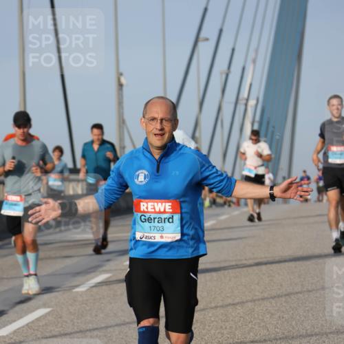 03.10.2026 - Köhlbrandbrückenlauf Strokosch-Dieckow http://msf.ph/oto/10603007 03.10.2026 09:39:15 Position 2 1703 meine-sportfotos.de