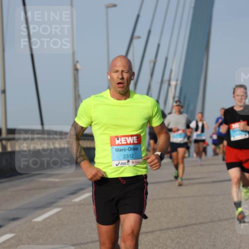 03.10.2026 - Köhlbrandbrückenlauf Strokosch-Dieckow http://msf.ph/oto/10603528 03.10.2026 09:39:55 Position 2 2312 meine-sportfotos.de
