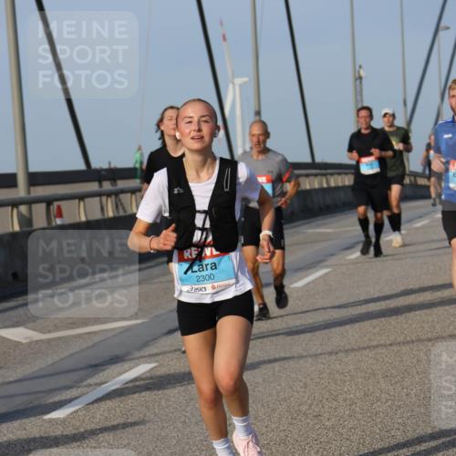 03.10.2026 - Köhlbrandbrückenlauf Strokosch-Dieckow http://msf.ph/oto/10603683 03.10.2026 09:40:08 Position 2 2300 meine-sportfotos.de