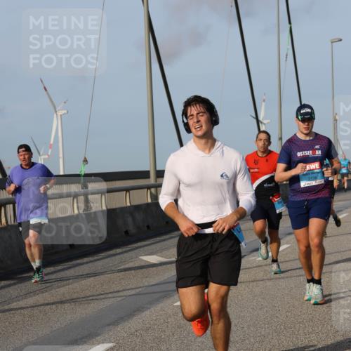 03.10.2026 - Köhlbrandbrückenlauf Strokosch-Dieckow http://msf.ph/oto/10603992 03.10.2026 09:40:31 Position 2 2139 meine-sportfotos.de