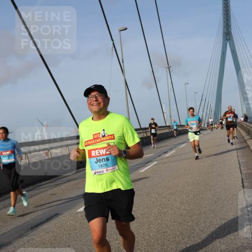 03.10.2026 - Köhlbrandbrückenlauf Strokosch-Dieckow http://msf.ph/oto/10604066 03.10.2026 09:40:37 Position 2 1878 meine-sportfotos.de