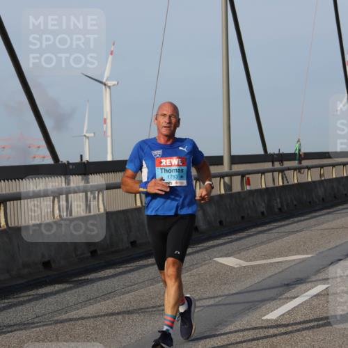 03.10.2026 - Köhlbrandbrückenlauf Strokosch-Dieckow http://msf.ph/oto/10604134 03.10.2026 09:40:49 Position 2 1713 meine-sportfotos.de