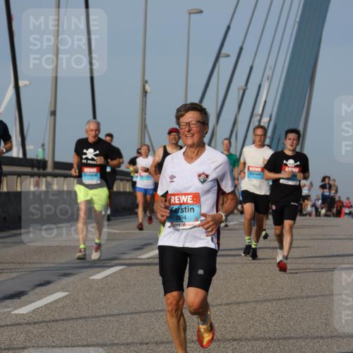 03.10.2026 - Köhlbrandbrückenlauf Strokosch-Dieckow http://msf.ph/oto/10604177 03.10.2026 09:40:58 Position 2 2394 meine-sportfotos.de