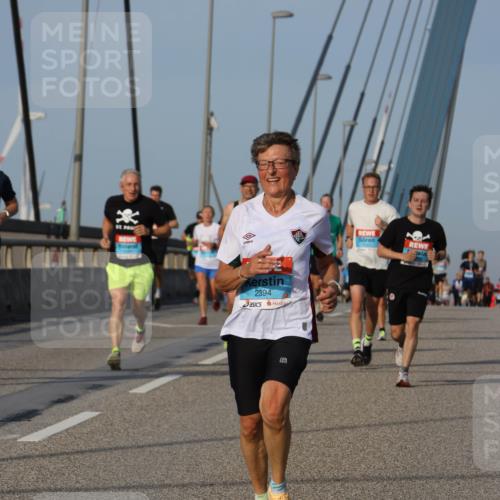03.10.2026 - Köhlbrandbrückenlauf Strokosch-Dieckow http://msf.ph/oto/10604183 03.10.2026 09:40:58 Position 2 2394 meine-sportfotos.de
