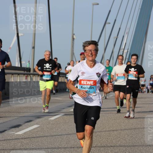 03.10.2026 - Köhlbrandbrückenlauf Strokosch-Dieckow http://msf.ph/oto/10604196 03.10.2026 09:40:58 Position 2 94 meine-sportfotos.de