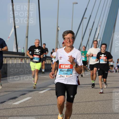 03.10.2026 - Köhlbrandbrückenlauf Strokosch-Dieckow http://msf.ph/oto/10604207 03.10.2026 09:40:58 Position 2 2394 meine-sportfotos.de
