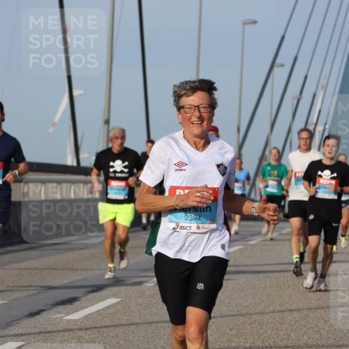 03.10.2026 - Köhlbrandbrückenlauf Strokosch-Dieckow http://msf.ph/oto/10604245 03.10.2026 09:40:59 Position 2 2394 meine-sportfotos.de