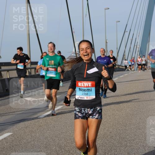 03.10.2026 - Köhlbrandbrückenlauf Strokosch-Dieckow http://msf.ph/oto/10604327 03.10.2026 09:41:08 Position 2 2368 meine-sportfotos.de