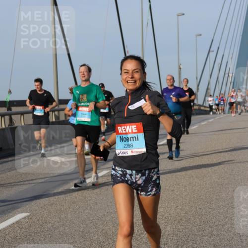 03.10.2026 - Köhlbrandbrückenlauf Strokosch-Dieckow http://msf.ph/oto/10604339 03.10.2026 09:41:08 Position 2 3799, 2368 meine-sportfotos.de
