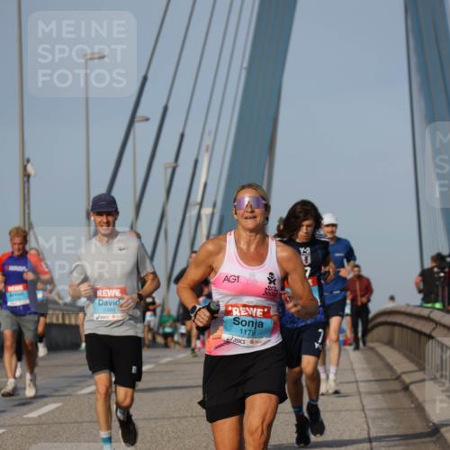 03.10.2026 - Köhlbrandbrückenlauf Strokosch-Dieckow http://msf.ph/oto/10604387 03.10.2026 09:41:21 Position 2 2486, 1, 1179 meine-sportfotos.de