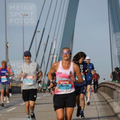 03.10.2026 - Köhlbrandbrückenlauf Strokosch-Dieckow http://msf.ph/oto/10604394 03.10.2026 09:41:21 Position 2 2486, 1, 1179 meine-sportfotos.de