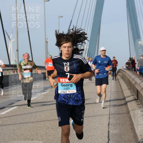 03.10.2026 - Köhlbrandbrückenlauf Strokosch-Dieckow http://msf.ph/oto/10604480 03.10.2026 09:41:25 Position 2 3, 2325 meine-sportfotos.de
