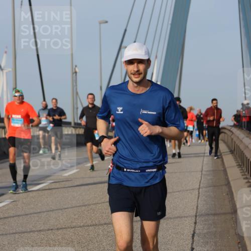 03.10.2026 - Köhlbrandbrückenlauf Strokosch-Dieckow http://msf.ph/oto/10604503 03.10.2026 09:41:29 Position 2  meine-sportfotos.de