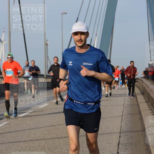 03.10.2026 - Köhlbrandbrückenlauf Strokosch-Dieckow http://msf.ph/oto/10604509 03.10.2026 09:41:29 Position 2  meine-sportfotos.de