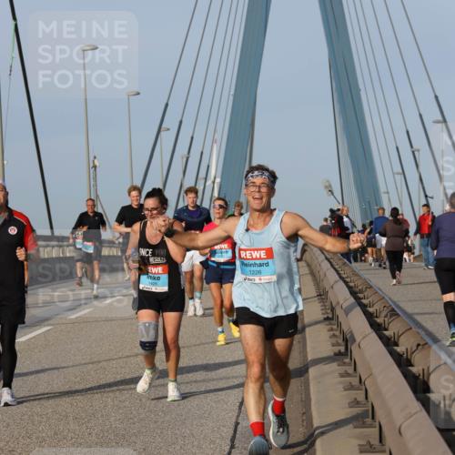 03.10.2026 - Köhlbrandbrückenlauf Strokosch-Dieckow http://msf.ph/oto/10604659 03.10.2026 09:41:48 Position 2 1426, 1226 meine-sportfotos.de