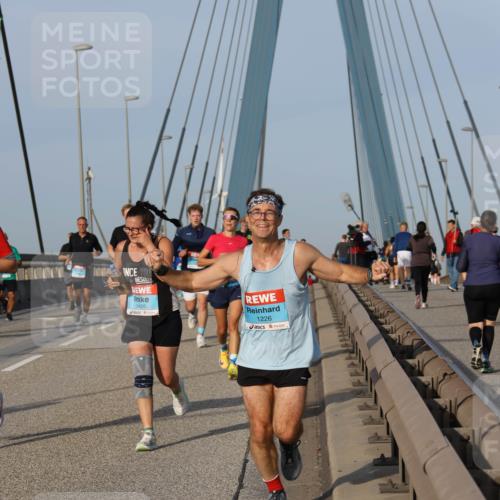 03.10.2026 - Köhlbrandbrückenlauf Strokosch-Dieckow http://msf.ph/oto/10604674 03.10.2026 09:41:48 Position 2 1426, 1226 meine-sportfotos.de