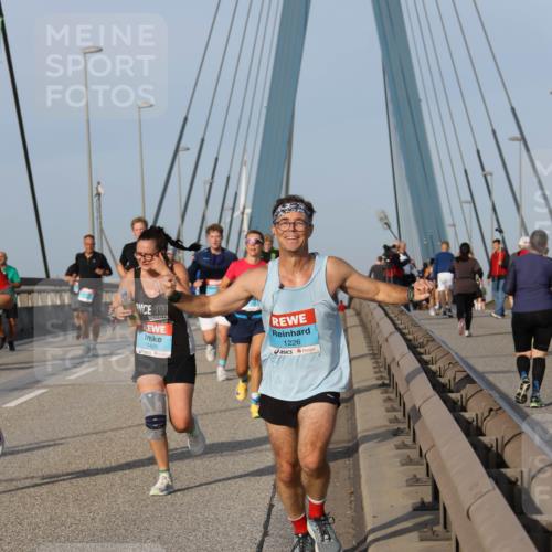 03.10.2026 - Köhlbrandbrückenlauf Strokosch-Dieckow http://msf.ph/oto/10604678 03.10.2026 09:41:48 Position 2 1426, 1226 meine-sportfotos.de