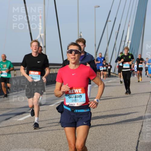 03.10.2026 - Köhlbrandbrückenlauf Strokosch-Dieckow http://msf.ph/oto/10604703 03.10.2026 09:41:52 Position 2 2653 meine-sportfotos.de