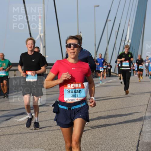 03.10.2026 - Köhlbrandbrückenlauf Strokosch-Dieckow http://msf.ph/oto/10604714 03.10.2026 09:41:52 Position 2 2122, 2653 meine-sportfotos.de