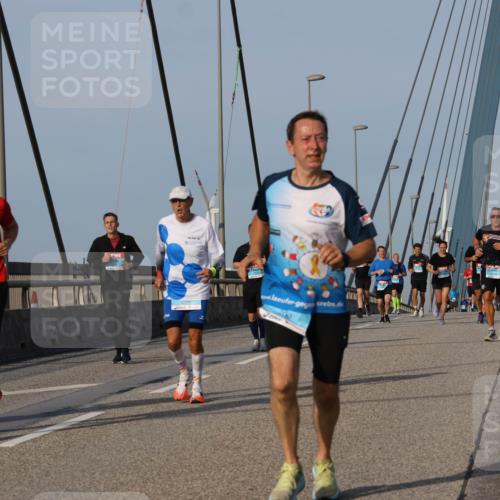 03.10.2026 - Köhlbrandbrückenlauf Strokosch-Dieckow http://msf.ph/oto/10604825 03.10.2026 09:42:19 Position 2  meine-sportfotos.de