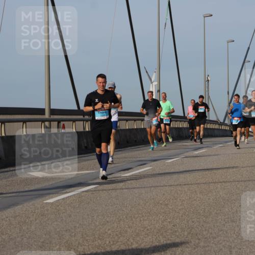 03.10.2026 - Köhlbrandbrückenlauf Strokosch-Dieckow http://msf.ph/oto/10604846 03.10.2026 09:42:23 Position 2 1786 meine-sportfotos.de