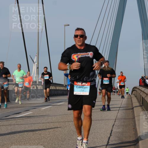 03.10.2026 - Köhlbrandbrückenlauf Strokosch-Dieckow http://msf.ph/oto/10604880 03.10.2026 09:42:26 Position 2 1786, 2387, 112025 meine-sportfotos.de