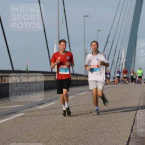 03.10.2026 - Köhlbrandbrückenlauf Strokosch-Dieckow http://msf.ph/oto/10604969 03.10.2026 09:42:40 Position 2  meine-sportfotos.de