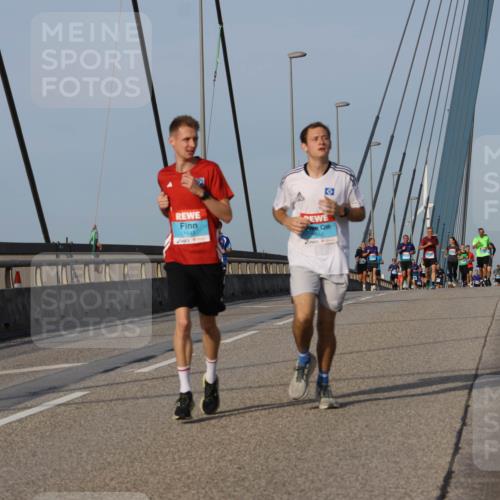 03.10.2026 - Köhlbrandbrückenlauf Strokosch-Dieckow http://msf.ph/oto/10605007 03.10.2026 09:42:41 Position 2 1641, 640 meine-sportfotos.de