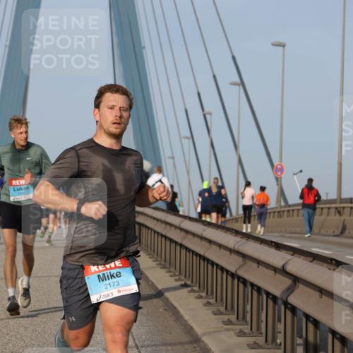 03.10.2026 - Köhlbrandbrückenlauf Strokosch-Dieckow http://msf.ph/oto/10605212 03.10.2026 09:43:13 Position 2 2495, 2173 meine-sportfotos.de