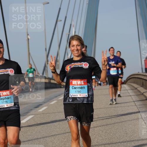 03.10.2026 - Köhlbrandbrückenlauf Strokosch-Dieckow http://msf.ph/oto/10605495 03.10.2026 09:43:34 Position 2 1776, 1780 meine-sportfotos.de