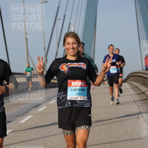 03.10.2026 - Köhlbrandbrückenlauf Strokosch-Dieckow http://msf.ph/oto/10605536 03.10.2026 09:43:35 Position 2 1780 meine-sportfotos.de