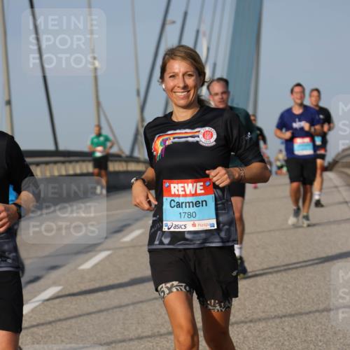 03.10.2026 - Köhlbrandbrückenlauf Strokosch-Dieckow http://msf.ph/oto/10605559 03.10.2026 09:43:35 Position 2 1780, 1910 meine-sportfotos.de