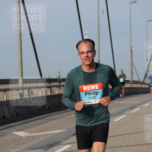 03.10.2026 - Köhlbrandbrückenlauf Strokosch-Dieckow http://msf.ph/oto/10605583 03.10.2026 09:43:39 Position 2 2406 meine-sportfotos.de