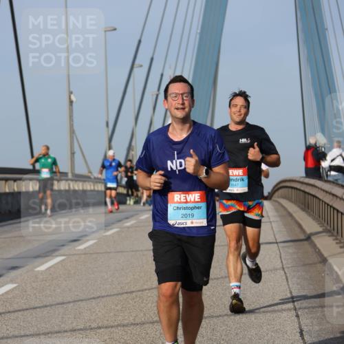 03.10.2026 - Köhlbrandbrückenlauf Strokosch-Dieckow http://msf.ph/oto/10605593 03.10.2026 09:43:41 Position 2 2019, 1647 meine-sportfotos.de