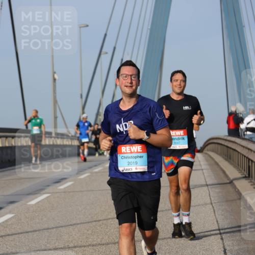 03.10.2026 - Köhlbrandbrückenlauf Strokosch-Dieckow http://msf.ph/oto/10605611 03.10.2026 09:43:41 Position 2 2019, 1647 meine-sportfotos.de