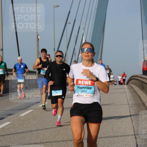 03.10.2026 - Köhlbrandbrückenlauf Strokosch-Dieckow http://msf.ph/oto/10605683 03.10.2026 09:43:47 Position 2 2665 meine-sportfotos.de