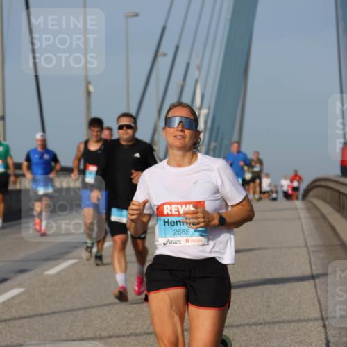 03.10.2026 - Köhlbrandbrückenlauf Strokosch-Dieckow http://msf.ph/oto/10605707 03.10.2026 09:43:47 Position 2 2665 meine-sportfotos.de
