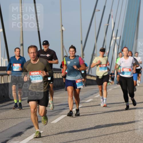 03.10.2026 - Köhlbrandbrückenlauf Strokosch-Dieckow http://msf.ph/oto/10605816 03.10.2026 09:44:06 Position 2 2729, 1715 meine-sportfotos.de