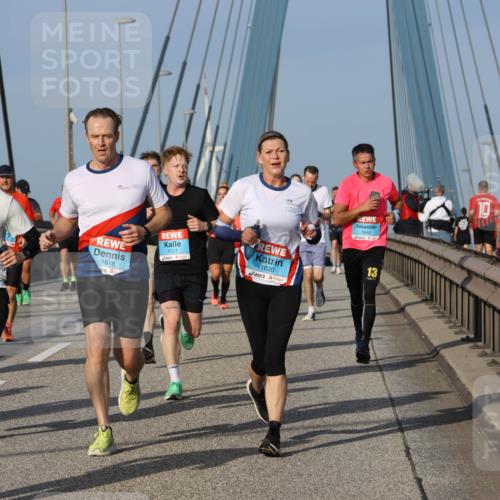 03.10.2026 - Köhlbrandbrückenlauf Strokosch-Dieckow http://msf.ph/oto/10605944 03.10.2026 09:44:25 Position 2 1031, 1618, 1620, 1940, 13, 10 meine-sportfotos.de