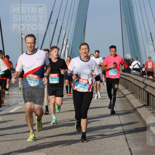 03.10.2026 - Köhlbrandbrückenlauf Strokosch-Dieckow http://msf.ph/oto/10605949 03.10.2026 09:44:25 Position 2 1618, 1031, 1620, 1940, 10, 13 meine-sportfotos.de