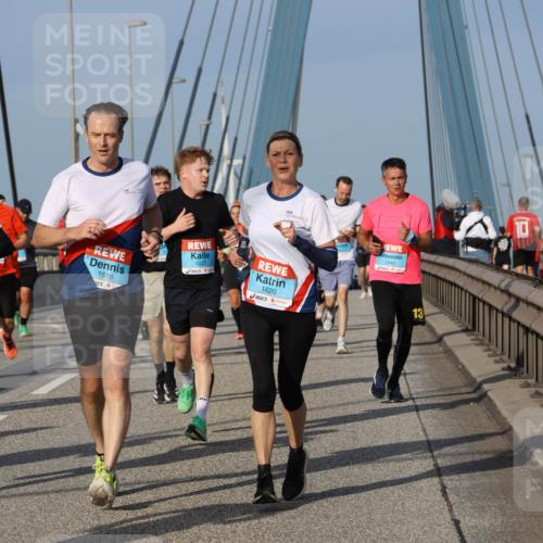 03.10.2026 - Köhlbrandbrückenlauf Strokosch-Dieckow http://msf.ph/oto/10605969 03.10.2026 09:44:25 Position 2 1940, 1618, 1031, 1620, 13, 10 meine-sportfotos.de