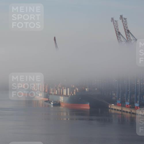 03.10.2026 - Köhlbrandbrückenlauf Tim E. http://msf.ph/oto/10606091 03.10.2026 09:10:32 Position 1  meine-sportfotos.de