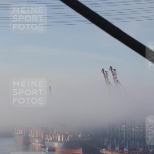 03.10.2026 - Köhlbrandbrückenlauf Tim E. http://msf.ph/oto/10606174 03.10.2026 09:13:19 Position 1  meine-sportfotos.de