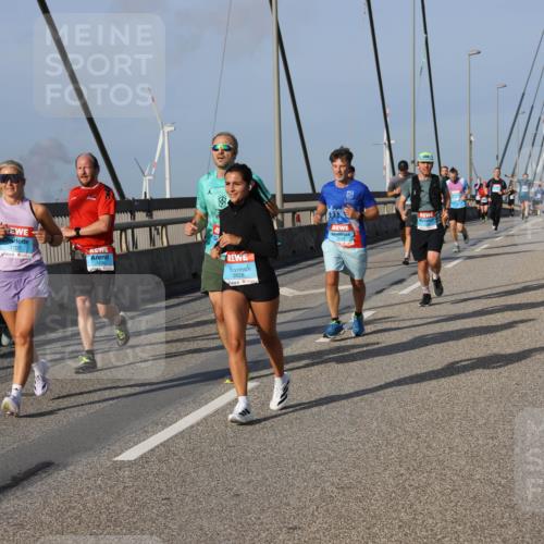 03.10.2026 - Köhlbrandbrückenlauf Strokosch-Dieckow http://msf.ph/oto/10606363 03.10.2026 09:44:44 Position 2 2707, 3828 meine-sportfotos.de