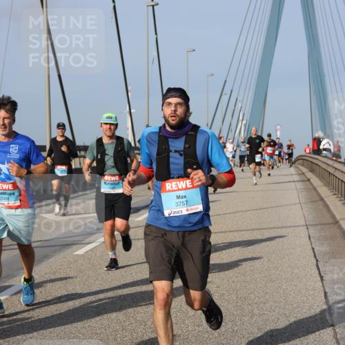 03.10.2026 - Köhlbrandbrückenlauf Strokosch-Dieckow http://msf.ph/oto/10606380 03.10.2026 09:44:45 Position 2 2094, 1549, 3757 meine-sportfotos.de