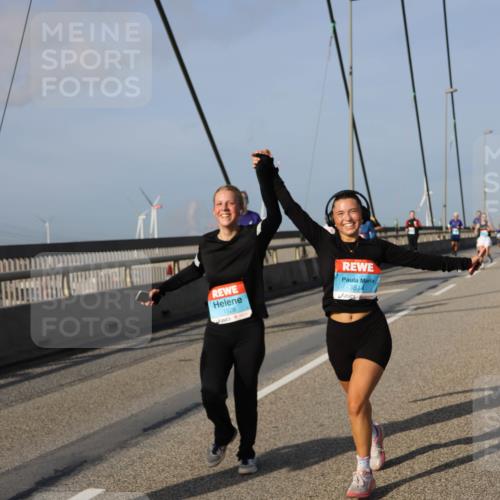 03.10.2026 - Köhlbrandbrückenlauf Strokosch-Dieckow http://msf.ph/oto/10606756 03.10.2026 09:45:05 Position 2 1928, 3814 meine-sportfotos.de