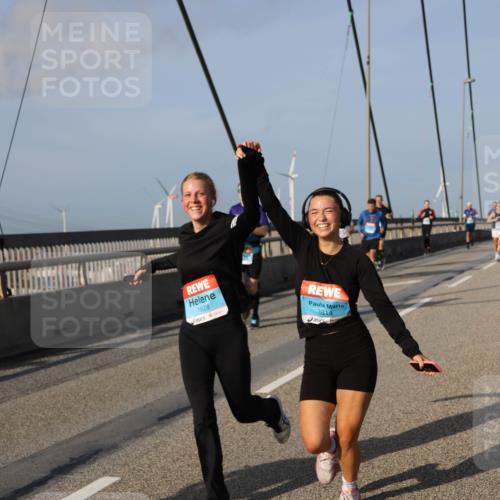 03.10.2026 - Köhlbrandbrückenlauf Strokosch-Dieckow http://msf.ph/oto/10606779 03.10.2026 09:45:06 Position 2 1928, 3814 meine-sportfotos.de
