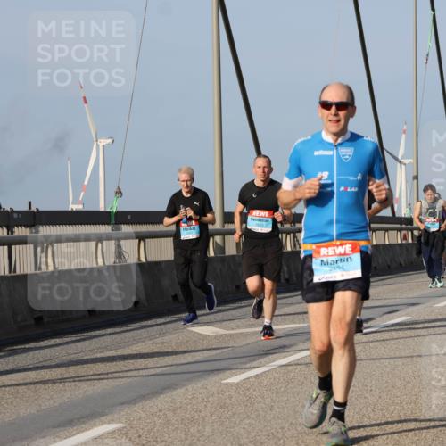 03.10.2026 - Köhlbrandbrückenlauf Strokosch-Dieckow http://msf.ph/oto/10607016 03.10.2026 09:45:40 Position 2 2623, 2484 meine-sportfotos.de