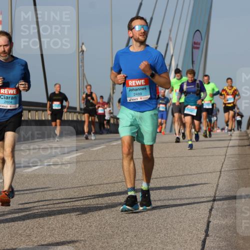03.10.2026 - Köhlbrandbrückenlauf Strokosch-Dieckow http://msf.ph/oto/10607080 03.10.2026 09:45:49 Position 2 2604, 2489 meine-sportfotos.de